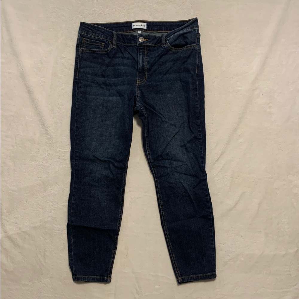 Studio Blue Petite 32x26 Mid Rise Straight Leg Jeans pockets
